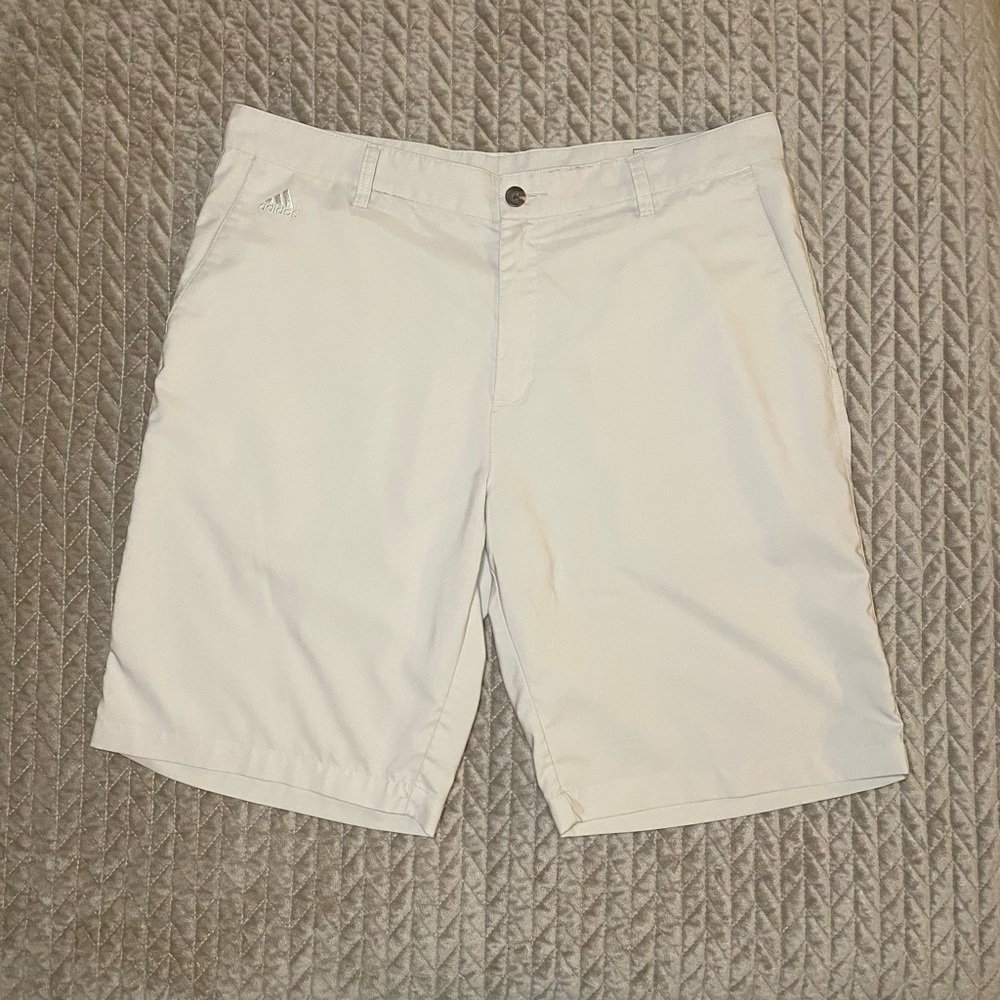 Men’s Adidas Climalite Golf Shorts Sz 36.